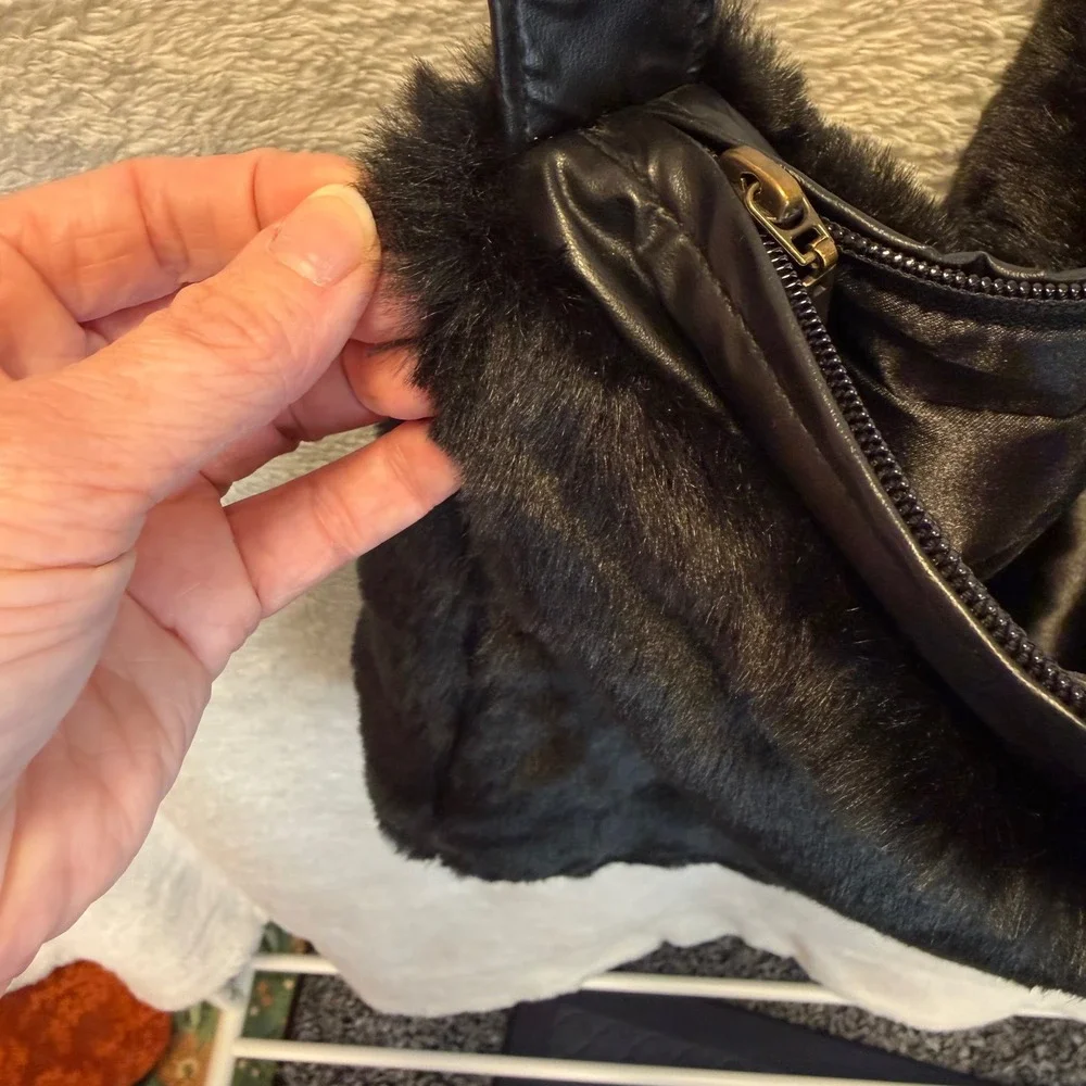 Y2K Black Faux Fur Shoulder Bag Oversized Fuzzy Plush Purse Goth 90s Vintage
